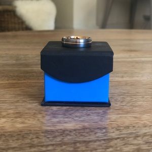 Size 10 men’s ring.